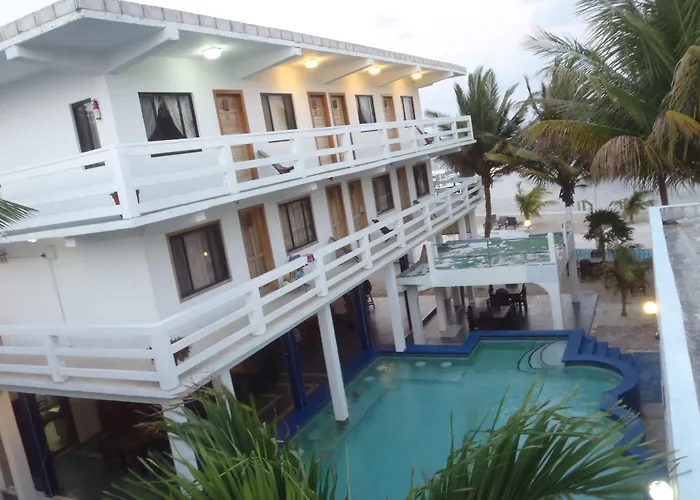 Hotel Del Mar 3*